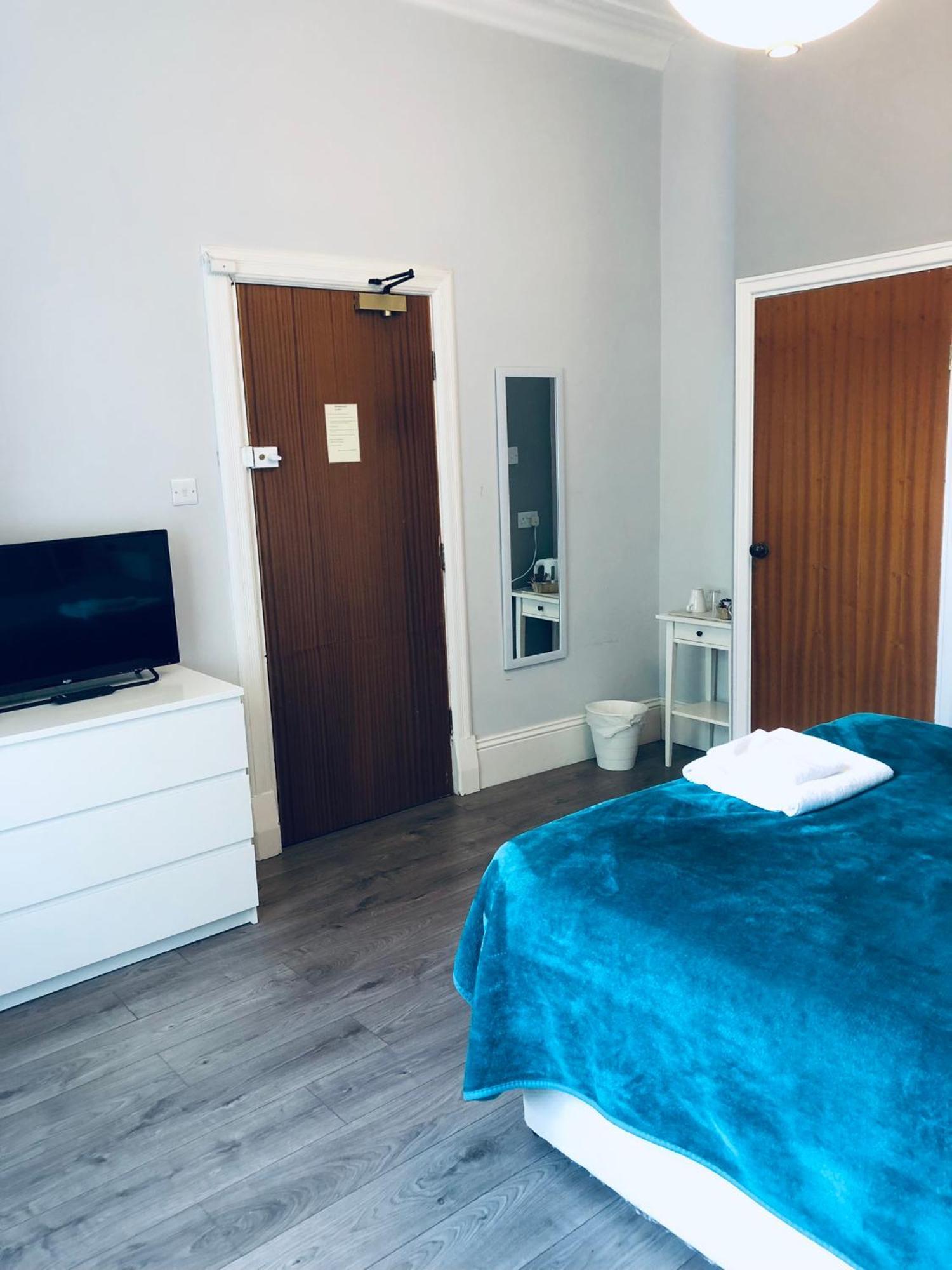 The Beechwood Bed & Breakfast Leeds  Exterior photo